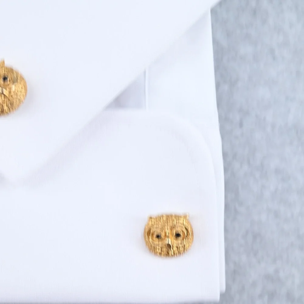 Unbranded vintage gold